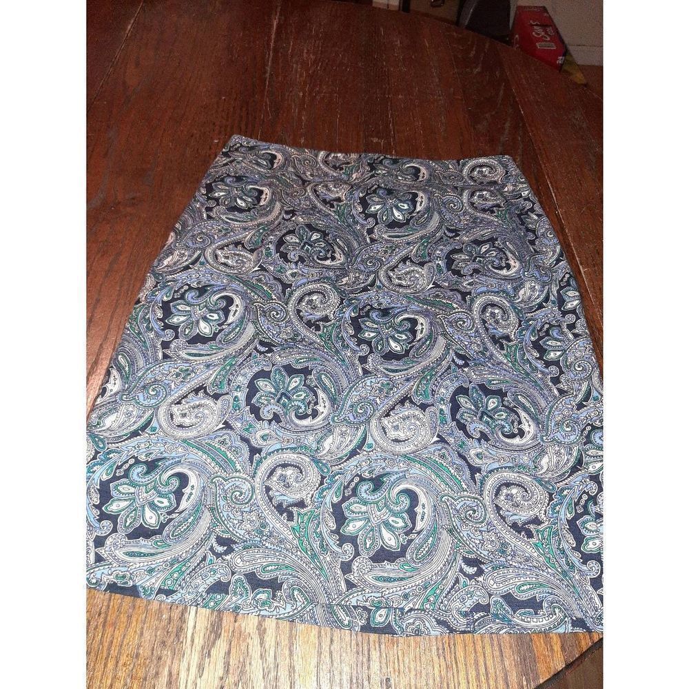 Size 6 Ann Taylor Knee Length Paisley Lined Skirt Black Blue Cream Green
